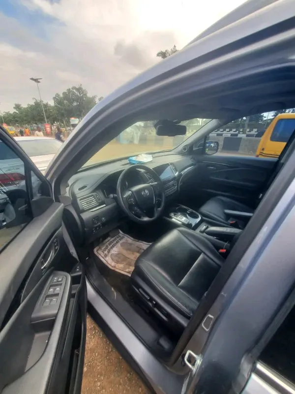 Thumbnail 6 of 2017 Honda Pilot