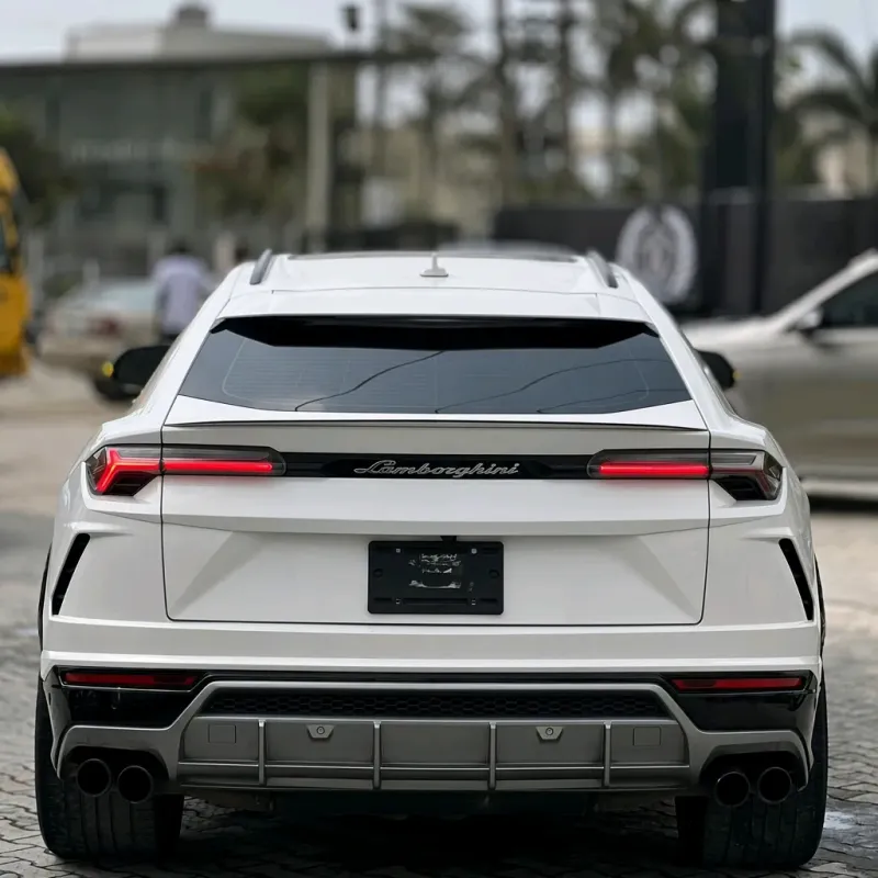 Thumbnail 5 of 2020 Lamborghini Urus