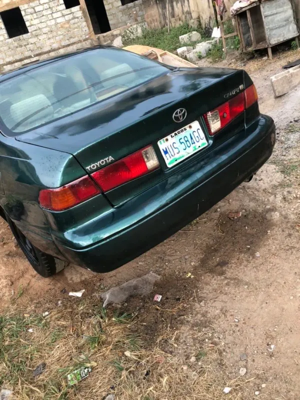 Thumbnail 5 of 1999 Toyota Camry le