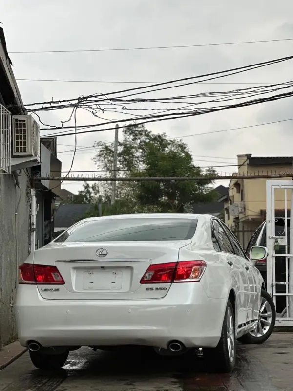 Thumbnail 4 of 2012 Lexus ES