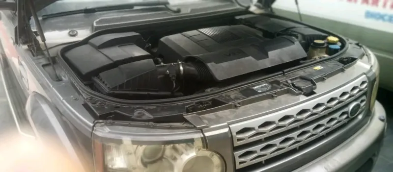 Thumbnail 3 of 2011 LAND ROVER LR4