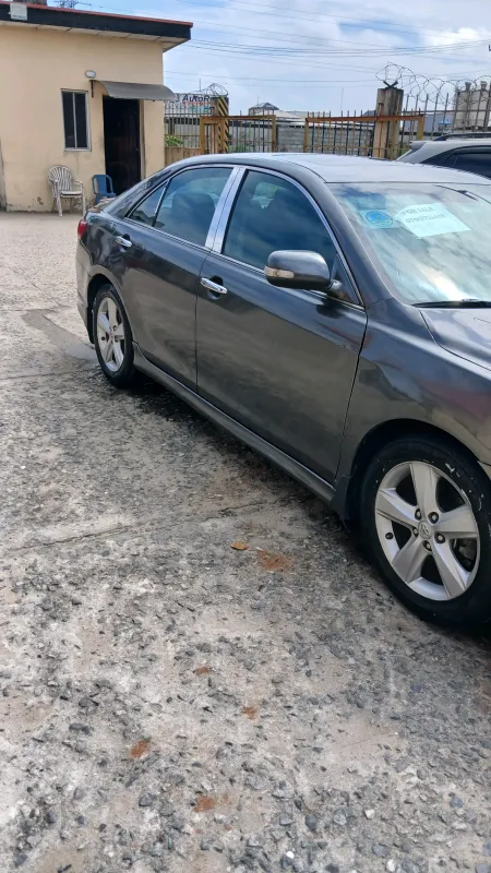 Thumbnail 5 of 2010 Toyota Camry