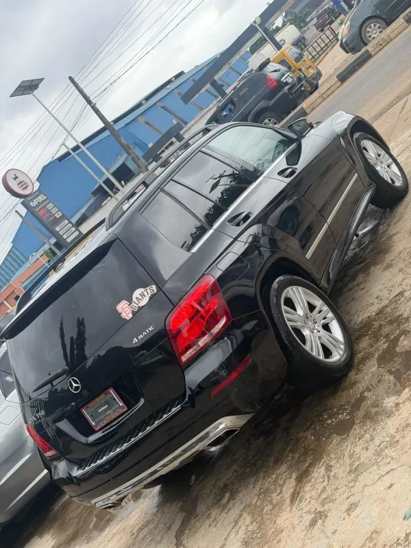 Thumbnail 4 of 2013 Mercedes-Benz GLK-Class se