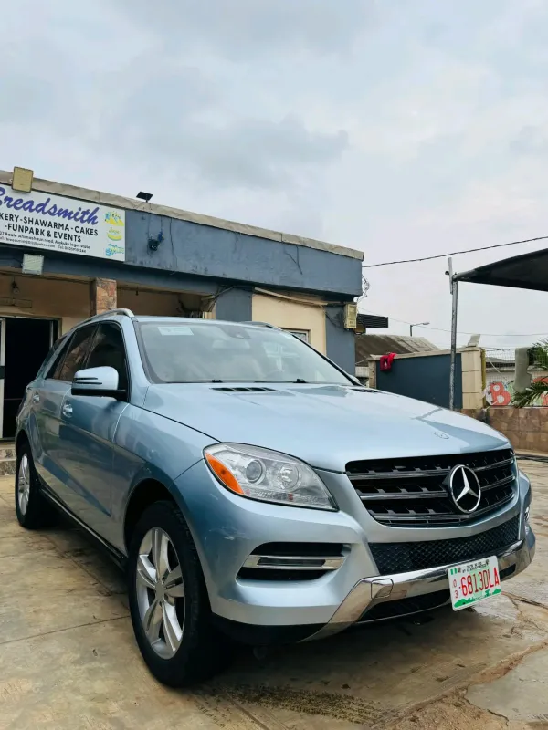 Thumbnail 2 of 2014 Mercedes-Benz ML-Class