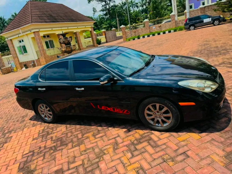 Thumbnail 3 of 2004 LEXUS ES
