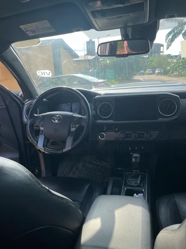 Thumbnail 6 of 2019 Toyota Tacoma TRD Sport