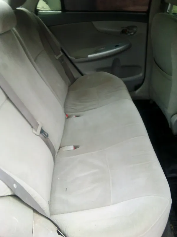 Thumbnail 8 of 2010 Toyota Corolla Le