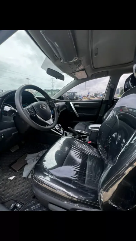 Thumbnail 8 of 2019 Toyota Corolla