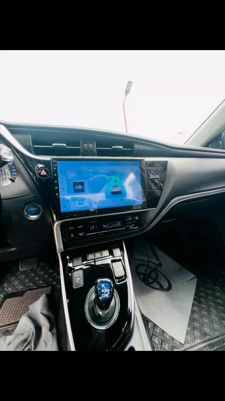 Thumbnail 4 of 2019 Toyota Corolla