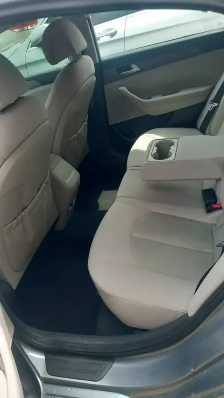 Thumbnail 4 of 2017 HYUNDAI Sonata SE