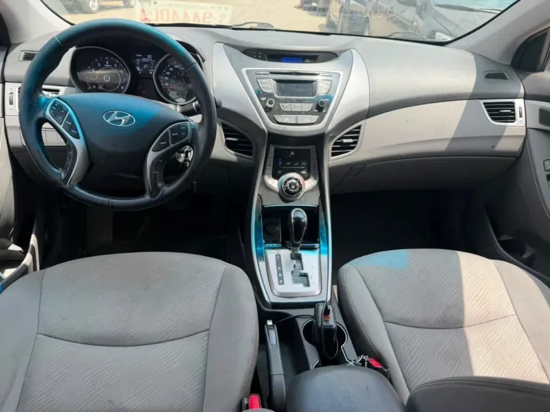 Thumbnail 9 of 2013 HYUNDAI Elantra XLE
