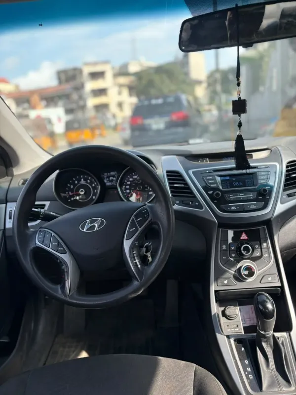 Thumbnail 5 of 2013 HYUNDAI Elantra XLE