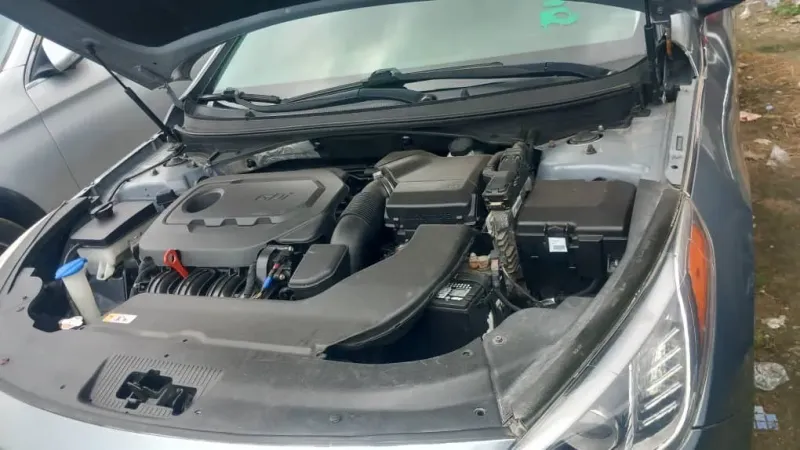 Thumbnail 5 of 2017 HYUNDAI Sonata SE