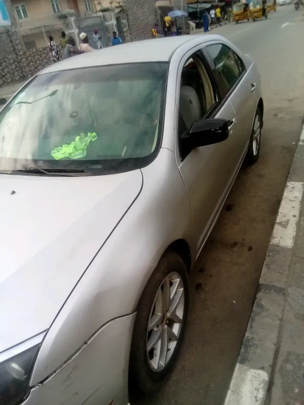 Thumbnail 5 of 2011 Ford Fusion