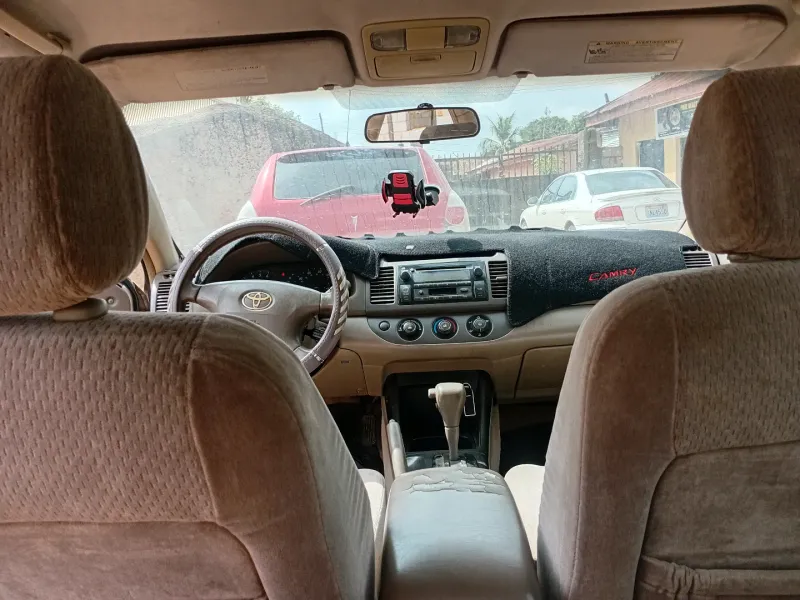 Thumbnail 7 of 2004 Toyota Camry LE