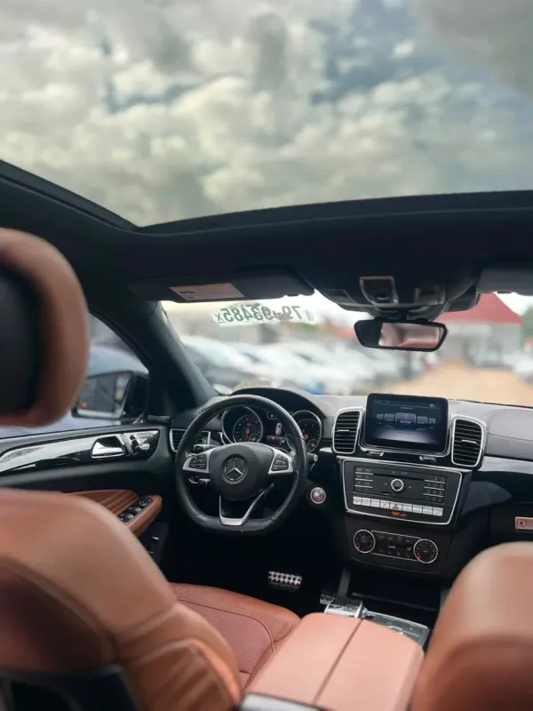 Thumbnail 7 of 2018 Mercedes-Benz GLE-Class AMG
