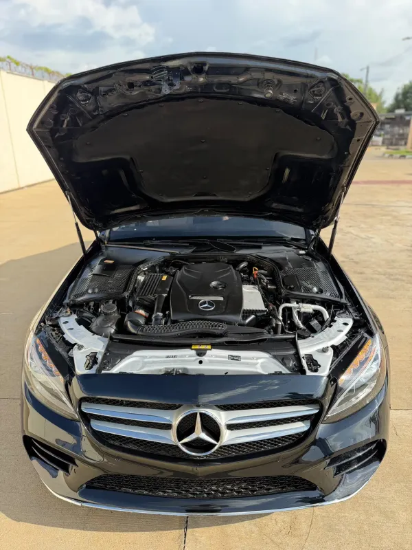 Thumbnail 9 of 2016 Mercedes-Benz C-Class 4matic