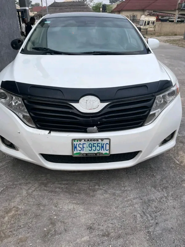 Main image of 2010 Toyota Venza
