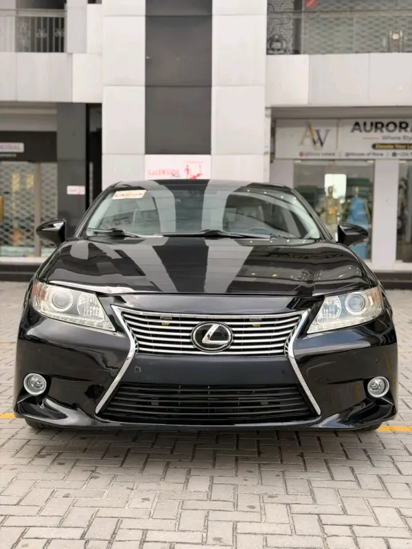 Main image of 2013 Lexus ES