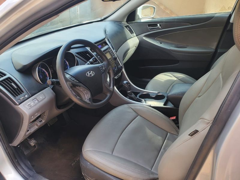 Thumbnail 6 of 2015 Toyota Highlander